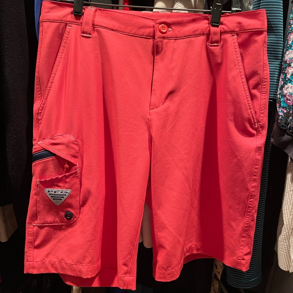Men’s Columbia PFG shorts